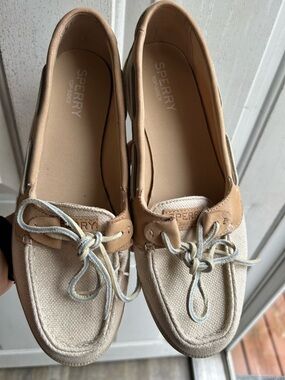 Sperry Women's Cream Canvas Boat Shoes with Tan Leather Trim